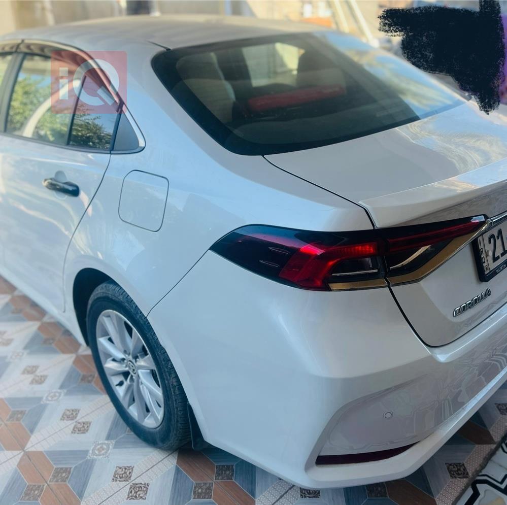 تۆیۆتا کۆرۆلا